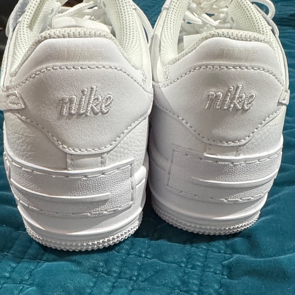 Nike Air Force 1 ’07 White Size 8 Clean Classic Low Top - Picture 5 of 5